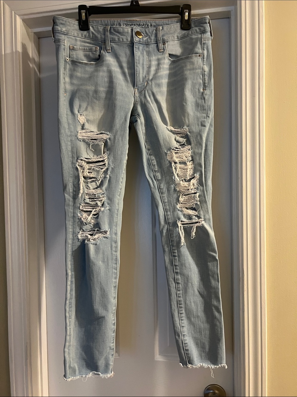 American Eagle Light Blue Distressed Jeans